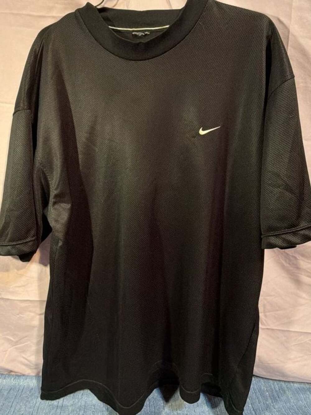 Nike Short Sleeve Mock Neck Shirt Black
Size Large